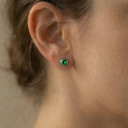 Bezel Solitaire Studs – green stone – close-up detail | 925 Sterling Silver Jewelry by Cilhouette