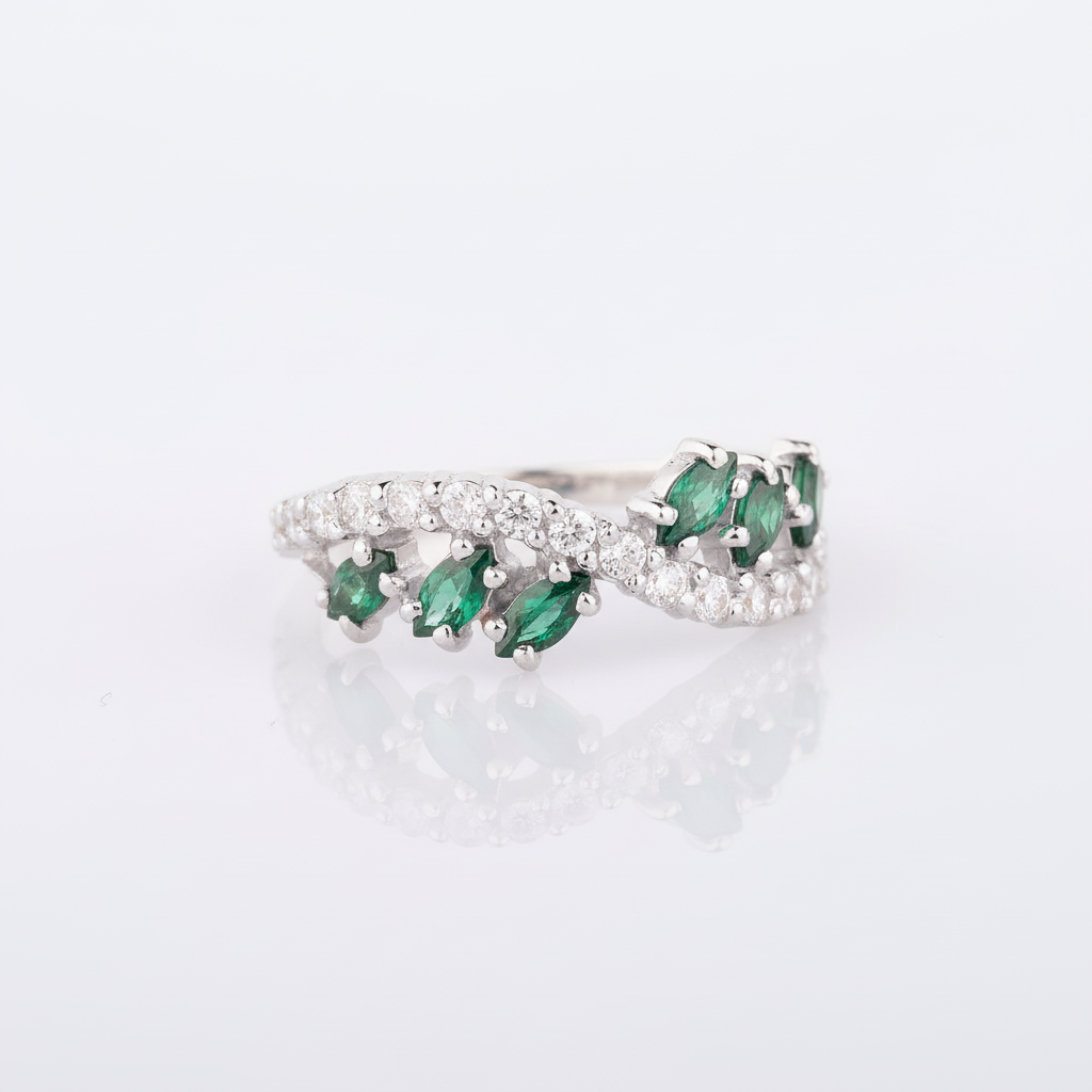 Emerald Vine Ring – emerald, silver | 925 Sterling Silver Jewelry by Cilhouette