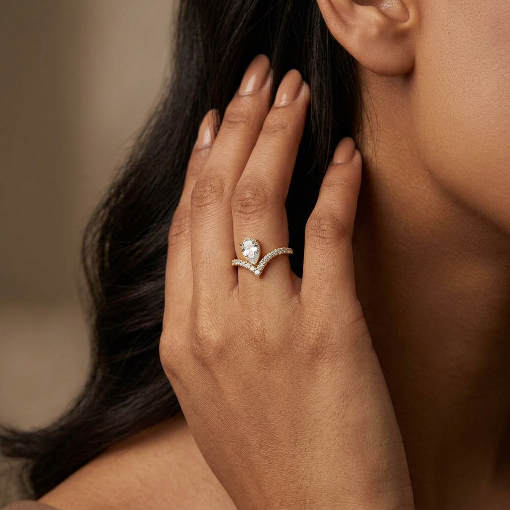 Starlit Curve Ring