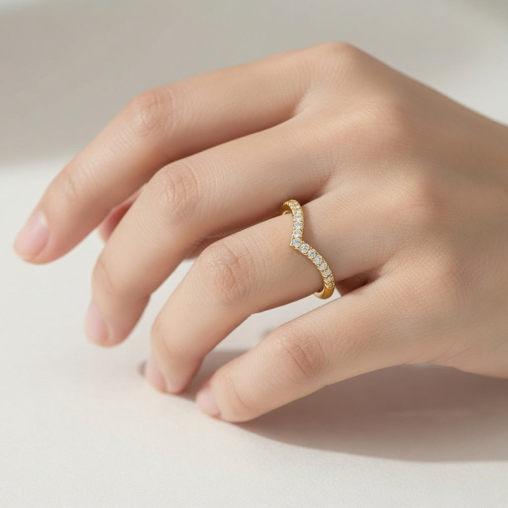 Wishbone Pavé Ring – gold-plated – worn on hand | 925 Sterling Silver Jewelry by Cilhouette