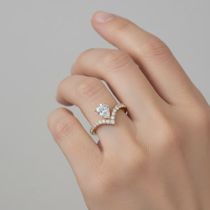 Starlit Curve Ring